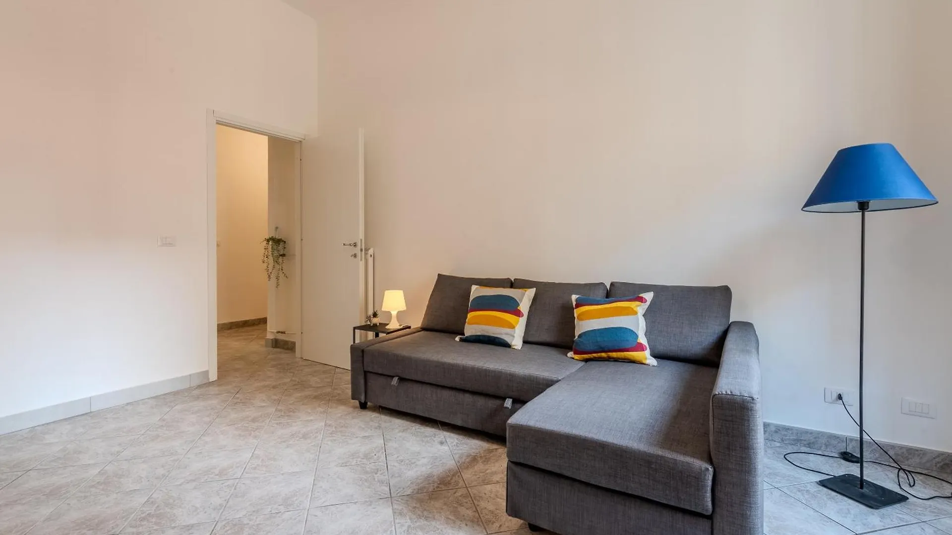 Tomo Apartment St. Peter'S Rom 0*,  Italien